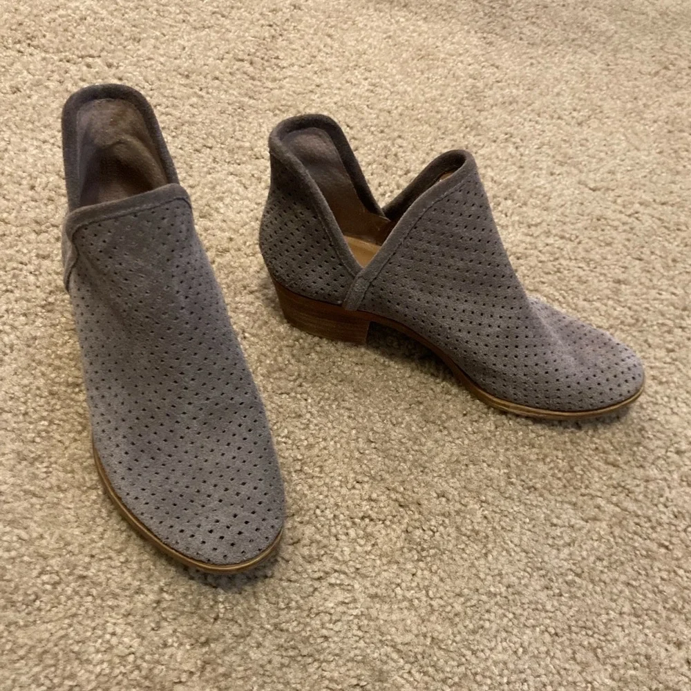 Lucky Brand Ankle Booties Size 7.5. - Picture 4 of 6